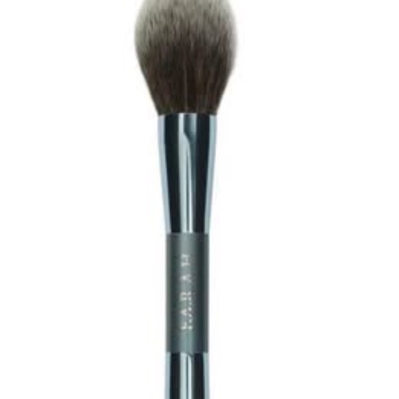 💋 F.A.R.A.H Blush & Highlight Powder & Go Dual-Ended Brush New💋 - Picture 1 of 2